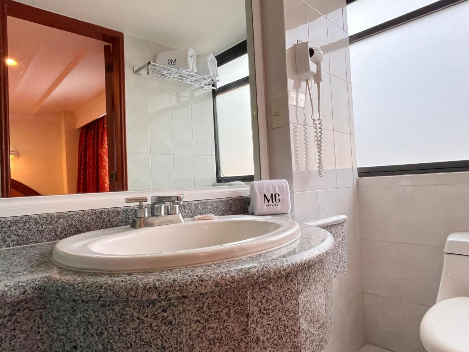 Hotel Premier — Photos 1